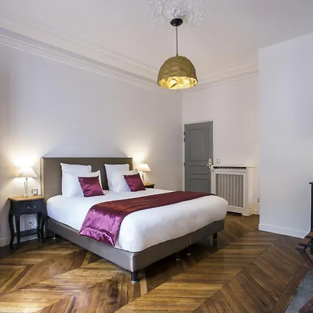 Hotel Vestay George V Parigi